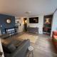 Stylish flat with parking, stones throw to the beach, Filey - Fotografie 1