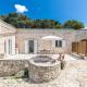 Trulli Nicola by BarbarHouse, Cocolicchio