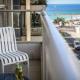 Chic Apartment w Balcony & Parking 3-min from Beach with Mamad by Sea N' Rent Tel Aviv - Foto 4