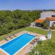 Villa Amoreira by Villa Plus