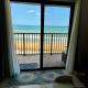 Oceanfront Corner Unit with spectacular views Ormond Beach - Foto 1