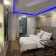 Made Guest House, Sandton - Фото 4