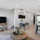 Modern Home - Close to Airport, direct views of Mangere Mountain and Ambury Farm, Окленд - Фото 2