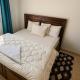 2BR Townhouse,Bath, TV, Backyard (1038), Sheikh Zayed - Foto 8