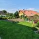 Complete living with a garden, Mochtín (fotografie 7)
