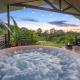 KING BED & HOT TUB in Cloud Forest Mountains with WIFI, Volcán, Panama, Nueva California - Foto 2