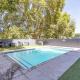 5 min from Mall, City Oasis with Pool, Fast Wifi, Parking, Cinema Johannesburg - Photo 9