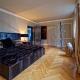 Villa Philipp Plein - Designervilla mit Pool