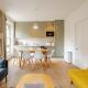 Charming Apartment Steps Away From Islington, London - Photo 10