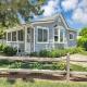Charming Beach Cottage, Westbrook