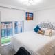 Mega7 Luxury 2bedrooms Apartment - 2baths, 3toilets plus Balcony and Free Car park, Manchester - Photo 1