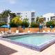 Tiny Tower Treasure - Sleeps 5 & Soaks Sun Sunny Isles Beach - Foto 1