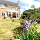Large detached House in ELY with FREE private parking - Photo 2