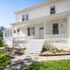 Sebastopol Farmhouse on 3 acres, fiber, kid friendly, Sebastopol