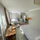 forest villa, breakfast hotel, 6 minutes from Istanbul airport, Arnavutköy (fotografie 8)