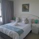 Sunset 786 Holiday Accommodation-Room 208