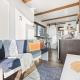 Rooftop Spa Tiny Cargo Home Farm Experience, Tulare
