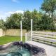 HUGE Downtown Getaway! w/Hot Tub, Arvada (foto 2)