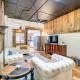 Walkable Townhome M on Main in Wytheville, Wytheville (foto 5)