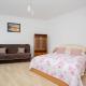 Spacious House with Parking & Garden by Noclegi Renters, Varsavia - Foto 6