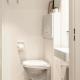 Stylish Studio with Balcony, Near Tilburg Station, Tilburg (foto 10)