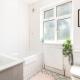 Large & Stylish-3Bed-Sleeps 6-By FabAccommodation Bristol - Foto 5