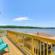Lakefront Ozark Cottage Deck with Covered Dock!, Edwards (foto 2)