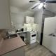 Upper Floor 2 bedroom Unit, Windsor (foto 7)