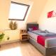 Serviceroom24 - Apartment 3 in Oberhausen WLAN - Smart-TV - 24-7 Check-in und Küche - Photo 2