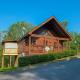 1BR log cabin sleeps 6- walking distance to Wonderworks and 5 miles to Dollywood!, Pigeon Forge - Fotografie 1