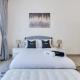 Chic Marina Arcade Apartment Minutes to Beach, Dubái - Foto 4
