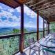 Bluebirds Over the Smokies by Venture Smoky Mountains, Sevierville - Fotografie 2