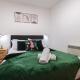 Flat in Old Trafford 2, Manchester - Photo 2