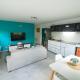 seven colors apartment