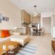 Stylish 1+1BR Suite @ Bukit Bintang, Куала-Лумпур - Фото 3