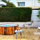 Sunny Villa with Hot Tub, Garden and 2 Bedrooms, 5 Minutes to the Beach, Pyla (foto 10)
