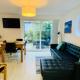 Above the Bay - Enclosed garden apartment with parking Penzance - Foto 3