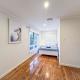 Spacious 4-bedrooms apartment in West Ryde with WiFi, AC Sídney - Foto 10