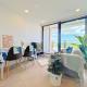 Urban Retreat 1-Bedroom Studio with Balcony, Окленд - Фото 6