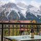 Chic Mountain View - Pool & HotTub - Fireplace - BBQ!, Canmore - Fotografie 1