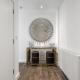 Khayat Homes - The Lasgidi - Two Bed Apt, Barking (fotografie 10)