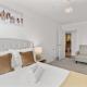 Khayat Homes - The Lasgidi - Two Bed Apt, Barking (fotografie 3)