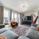 Stylish 4BR with Summerhouse, Swanscombe - Fotografie 1