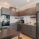 Bright & Modern 2BR 2BTH Apt in Central Newmarket, Окленд - Фото 7