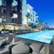 Modern Luxury Oasis in WEHO Hollywood Sign Views, Los Ángeles - Foto 1