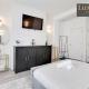 Chic & Stylish Studio City Centre Nr High St by Luxiety Stays Southend-on-Sea - Photo 4