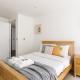 Sun-lit 1BR Flat, 2 mins to DLR Docklands, Londýn - Fotografie 4