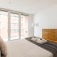 Sun-lit 1BR Flat, 2 mins to DLR Docklands, Londýn - Fotografie 5