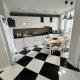 Central Luxe 2BR, Kišiněv