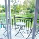 Pont de Val Riverside accommodation, Parys